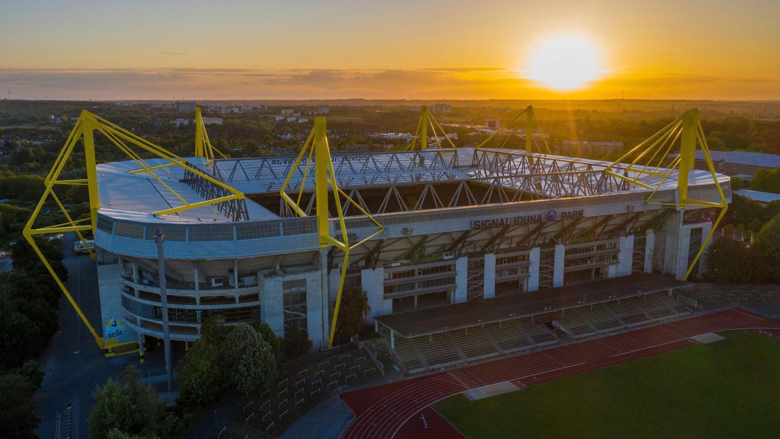 Toàn cảnh sân vận động Signal Iduna Park ở Dortmund, Đức. Sân vận động này là một trong 10 địa điểm tổ chức Euro 2024.