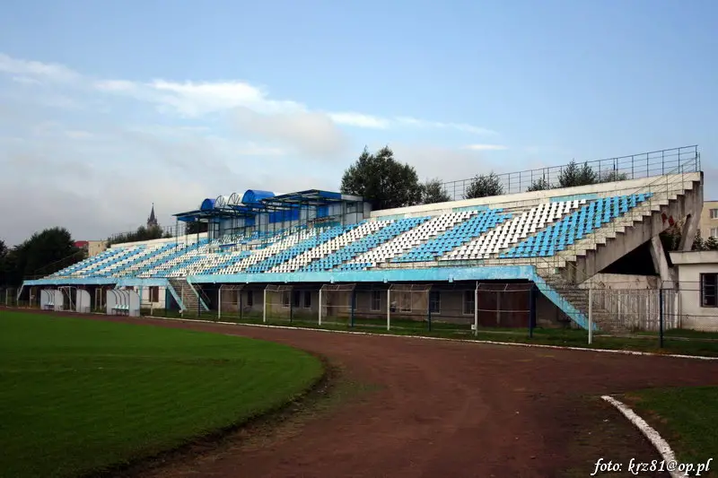 Sân vận động Stadionul Avântul: Khám phá địa điểm thể thao hấp dẫn tại România