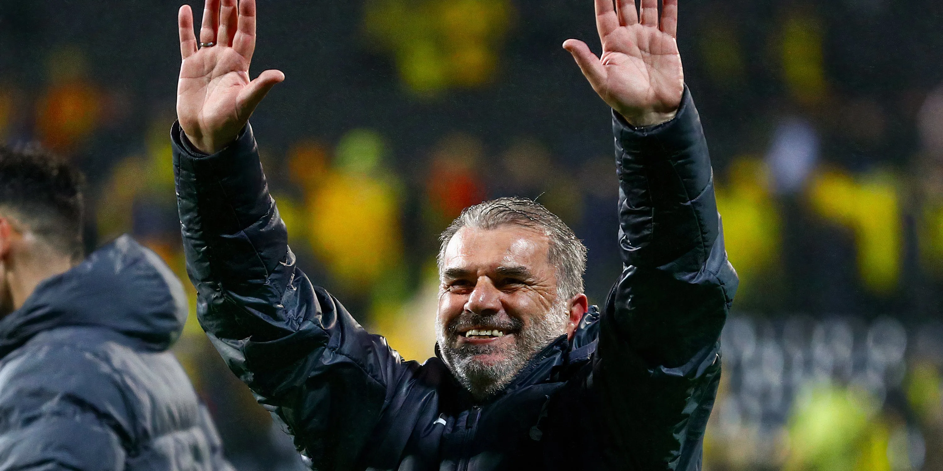 Ange Postecoglou dưới áp lực tại Tottenham Hotspur