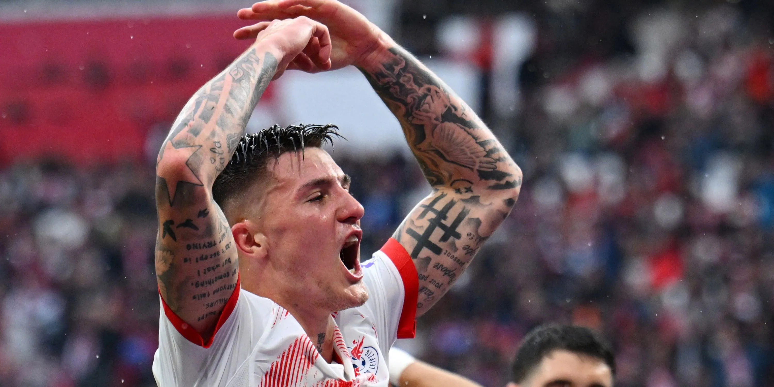 Benjamin Sesko ăn mừng bàn thắng cho RB Leipzig