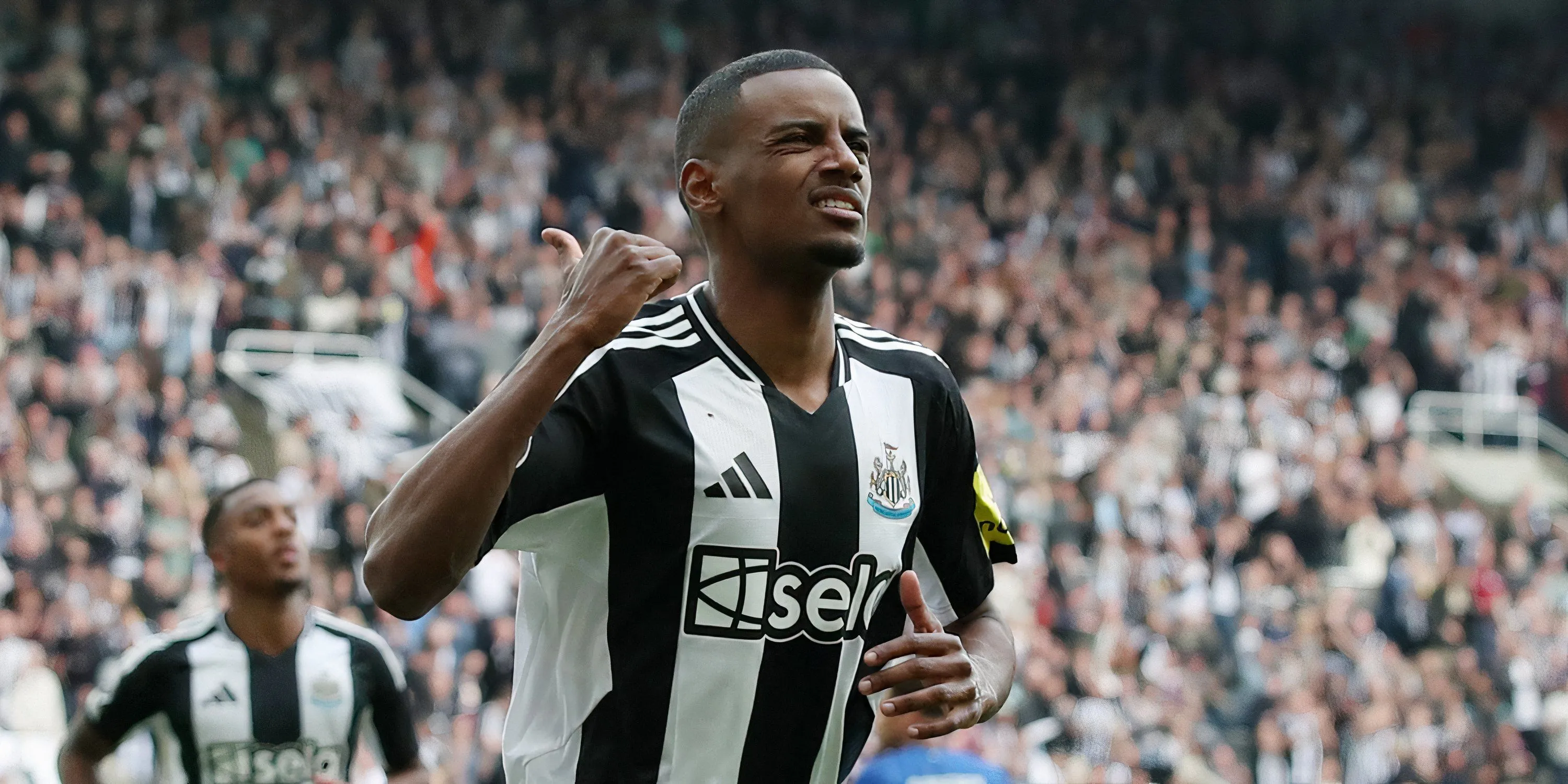 Cận cảnh tiền đạo Alexander Isak của Newcastle trong trận đấu