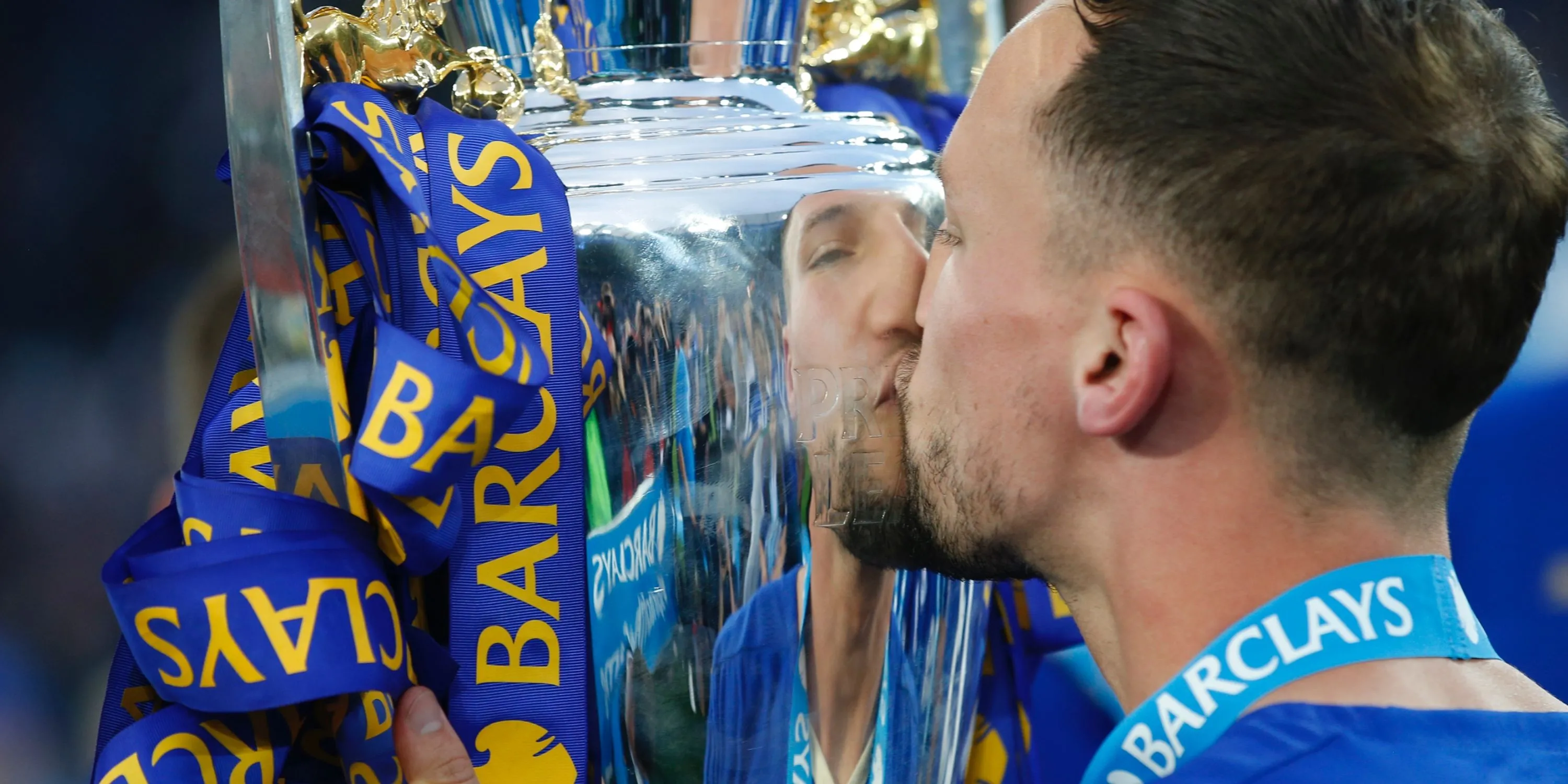 Danny Drinkwater trong màu áo Chelsea thi đấu tại Premier League