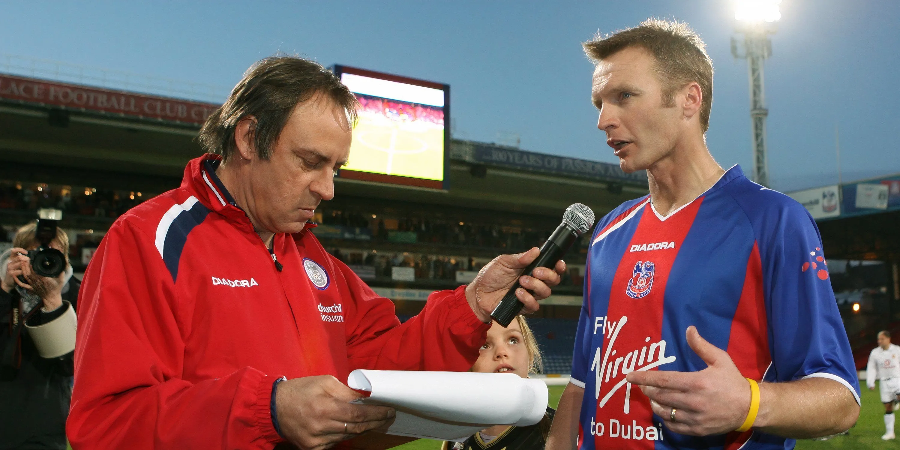 Đội trưởng huyền thoại Geoff Thomas của Crystal Palace