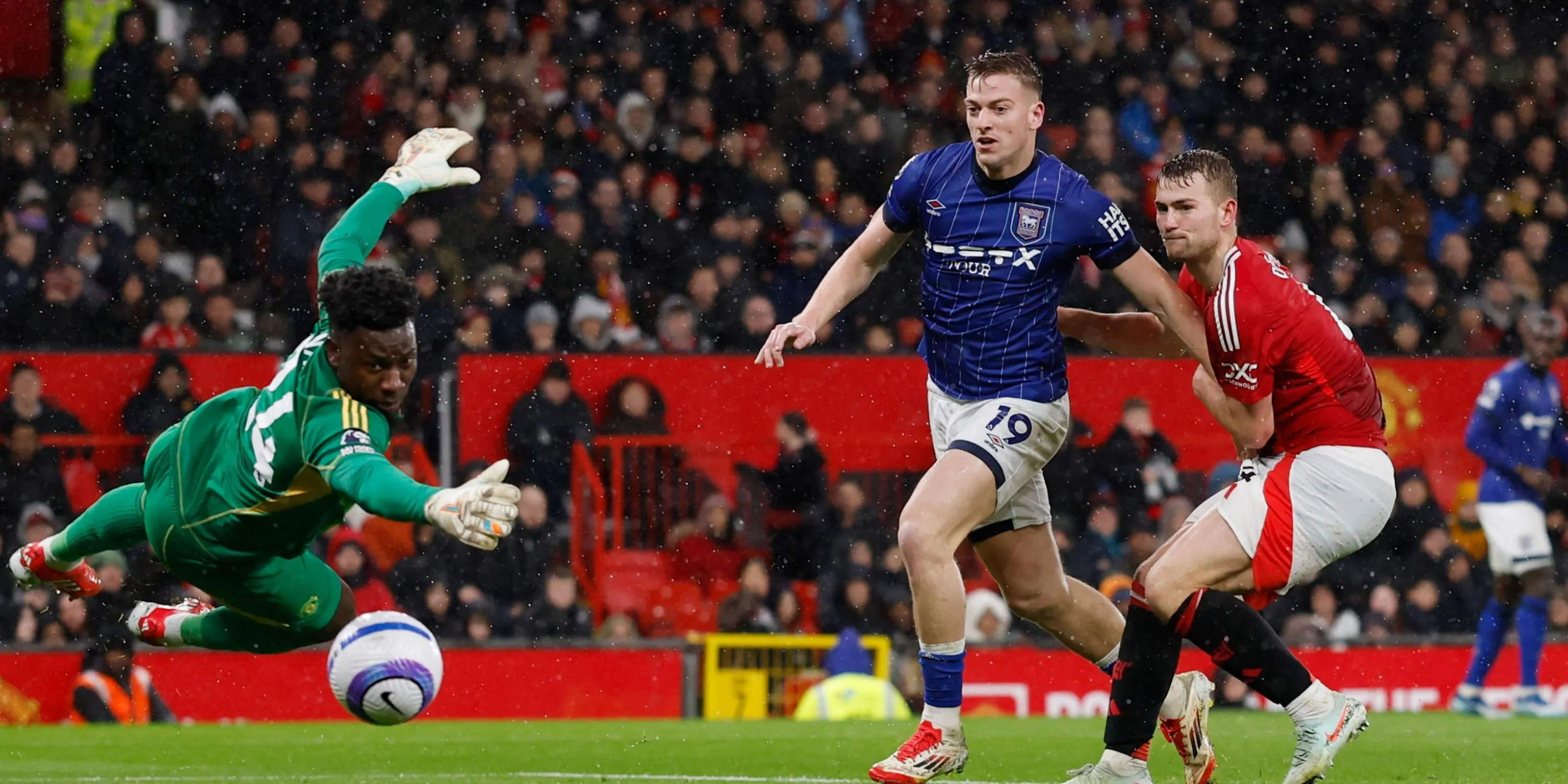 Liam Delap thi đấu cho Ipswich Town tại Premier League