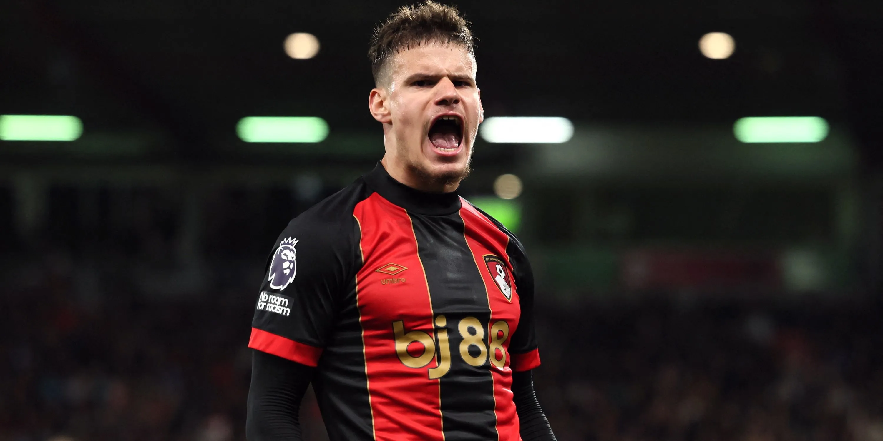Milos Kerkez, hậu vệ trái tài năng của AFC Bournemouth và là mục tiêu chuyển nhượng mới của Liverpool