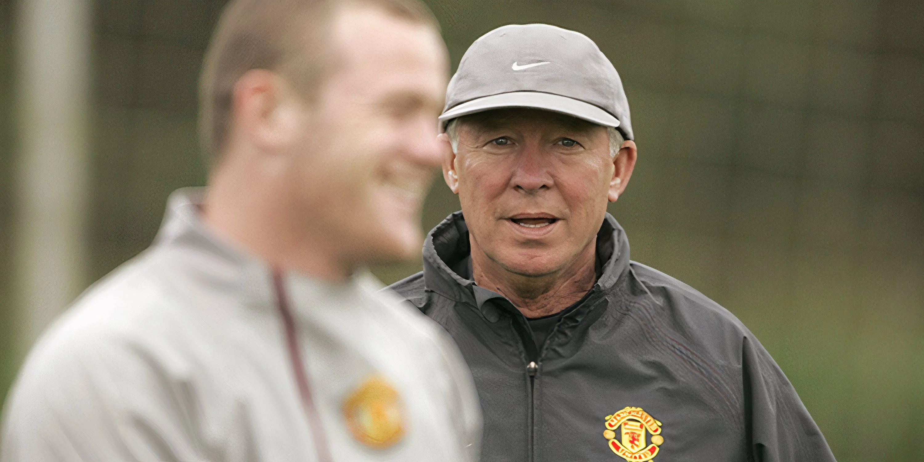Sir Alex Ferguson theo dõi các cầu thủ Man Utd thi đấu