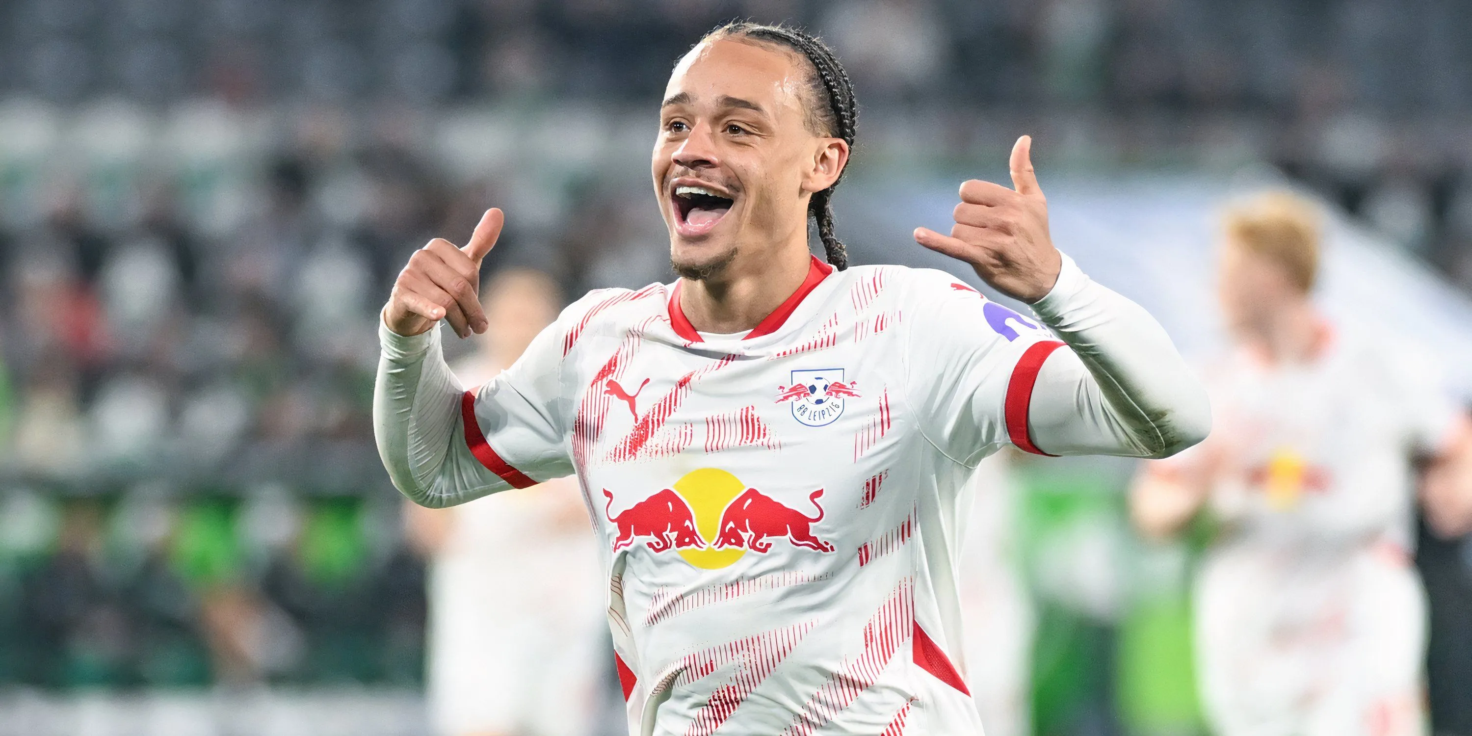 Tiền vệ tấn công Xavi Simons ăn mừng bàn thắng cho RB Leipzig, cầu thủ được nhiều CLB lớn quan tâm