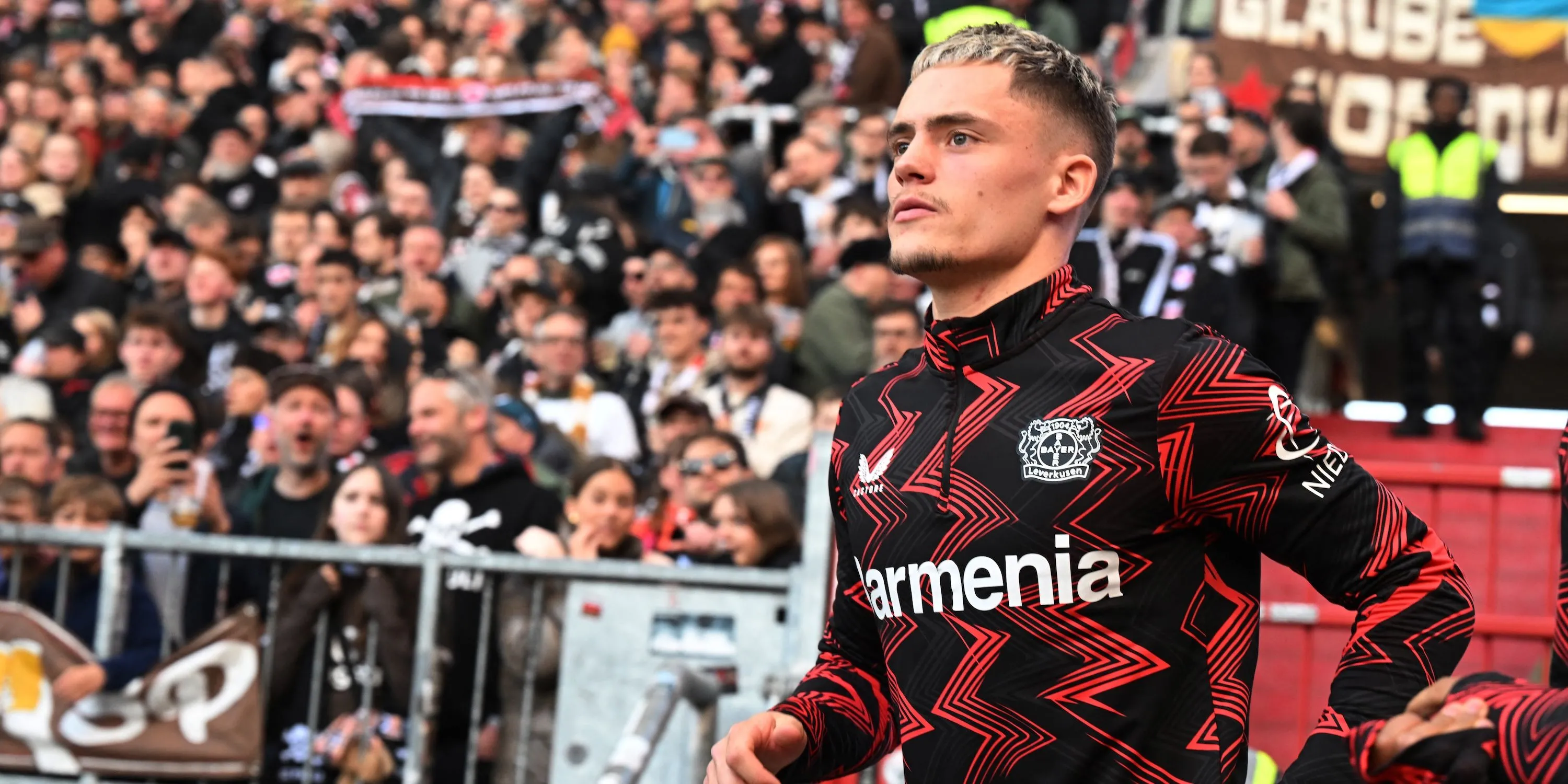 Tiền vệ trẻ Florian Wirtz trong màu áo Bayer Leverkusen, cầu thủ được Liverpool theo đuổi ráo riết