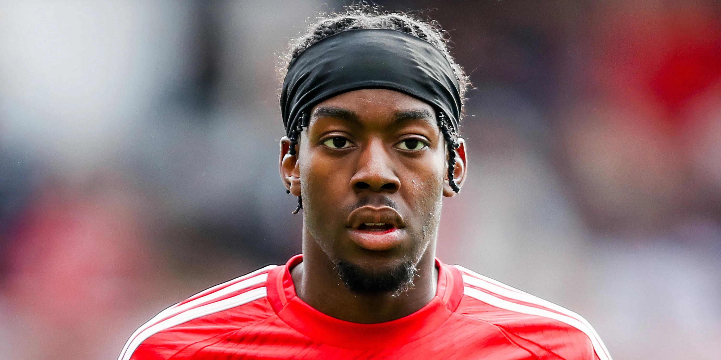 Anthony Elanga thi đấu cho Nottingham Forest, mục tiêu chuyển nhượng của Tottenham và các ông lớn Premier League.