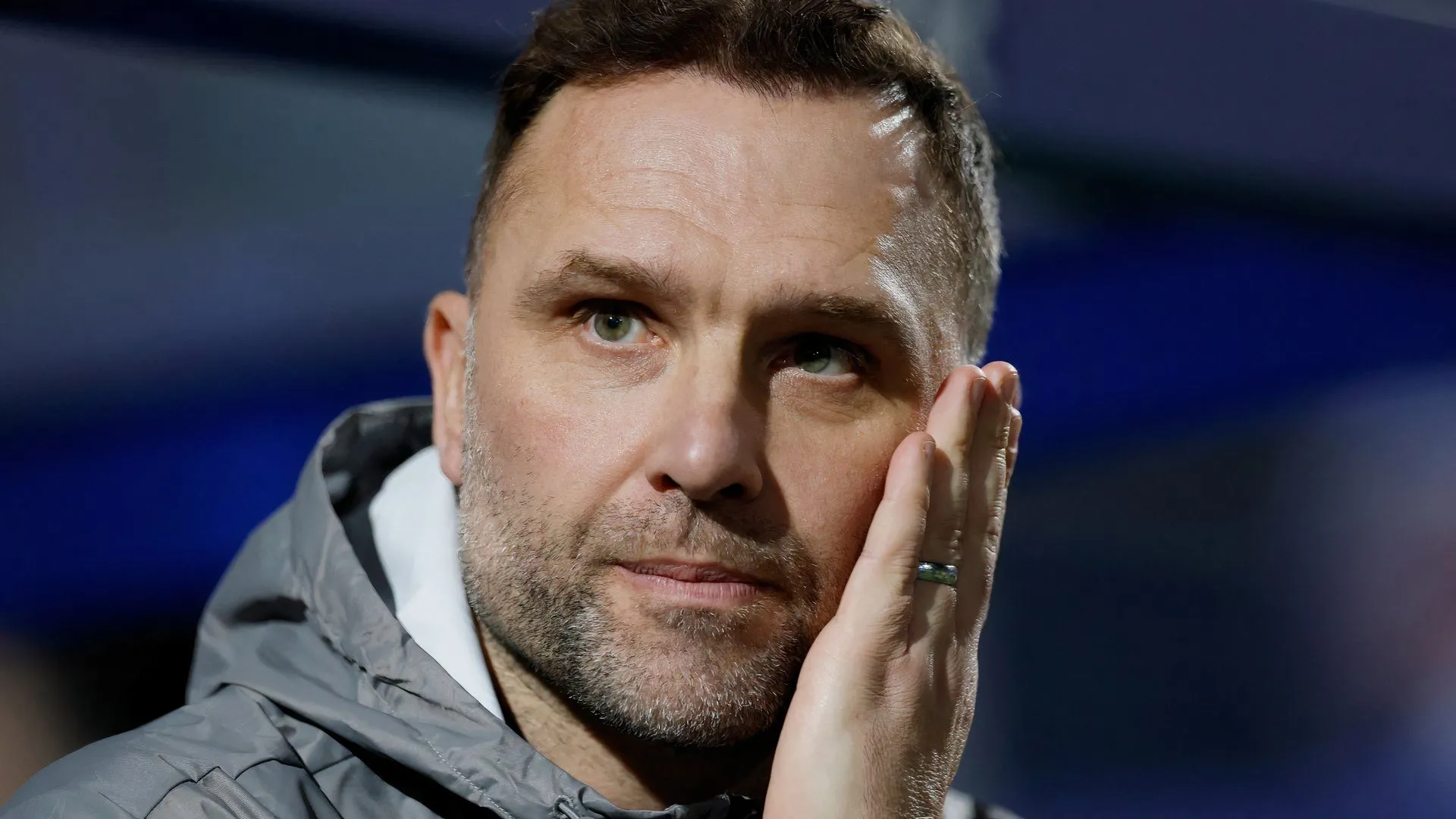 HLV John Eustace của Derby County, người muốn tái ngộ Lewis Travis