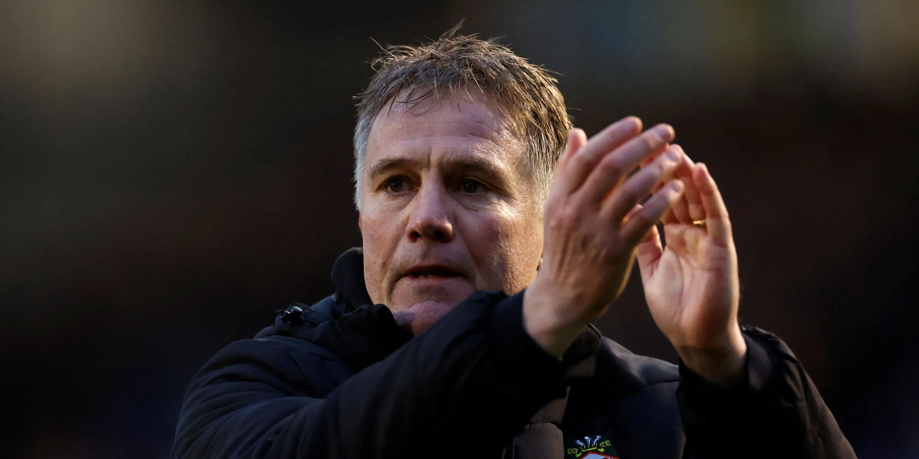 Huấn luyện viên Phil Parkinson của Wrexham