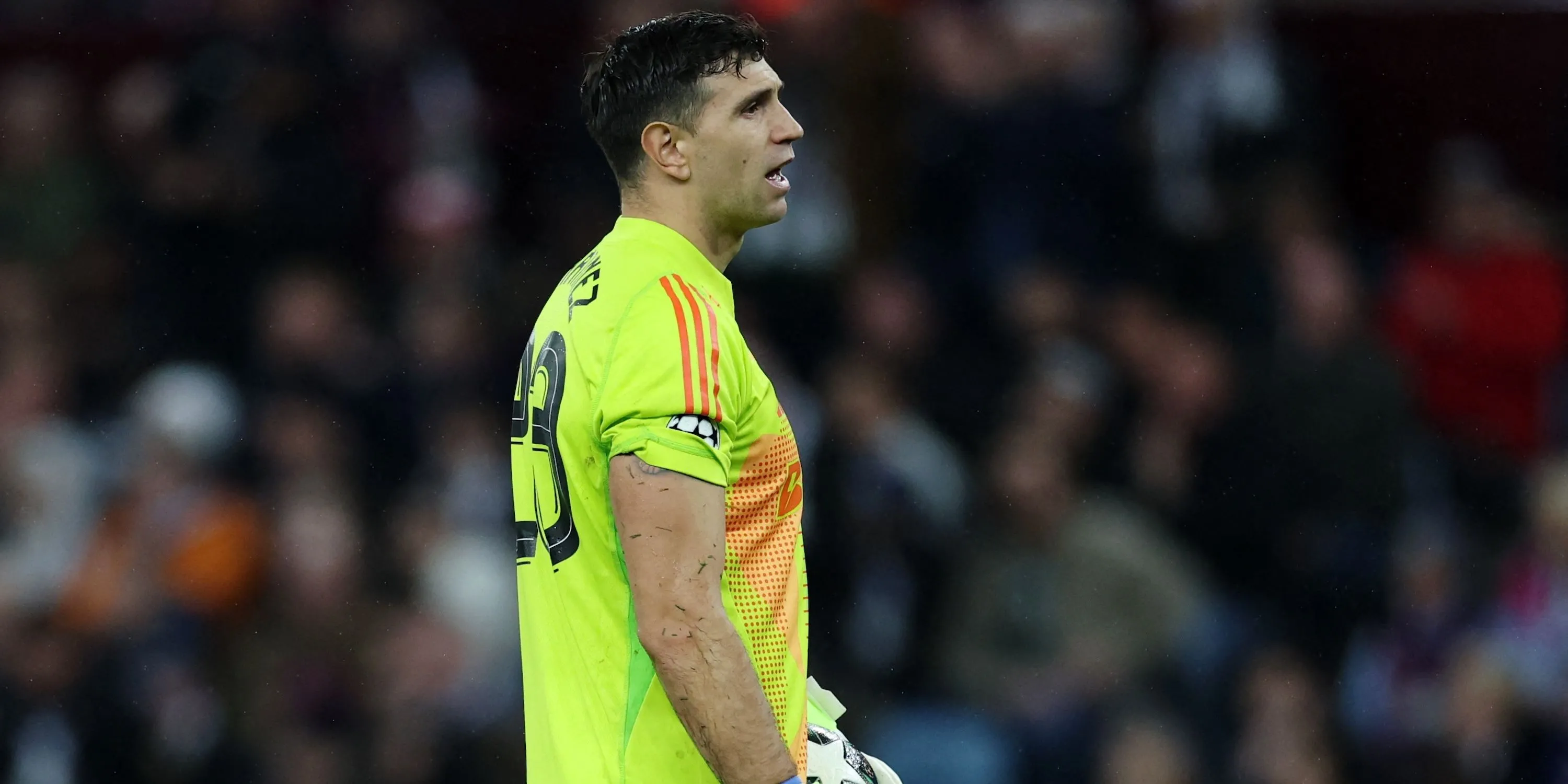 Thủ môn Emi Martinez của Aston Villa