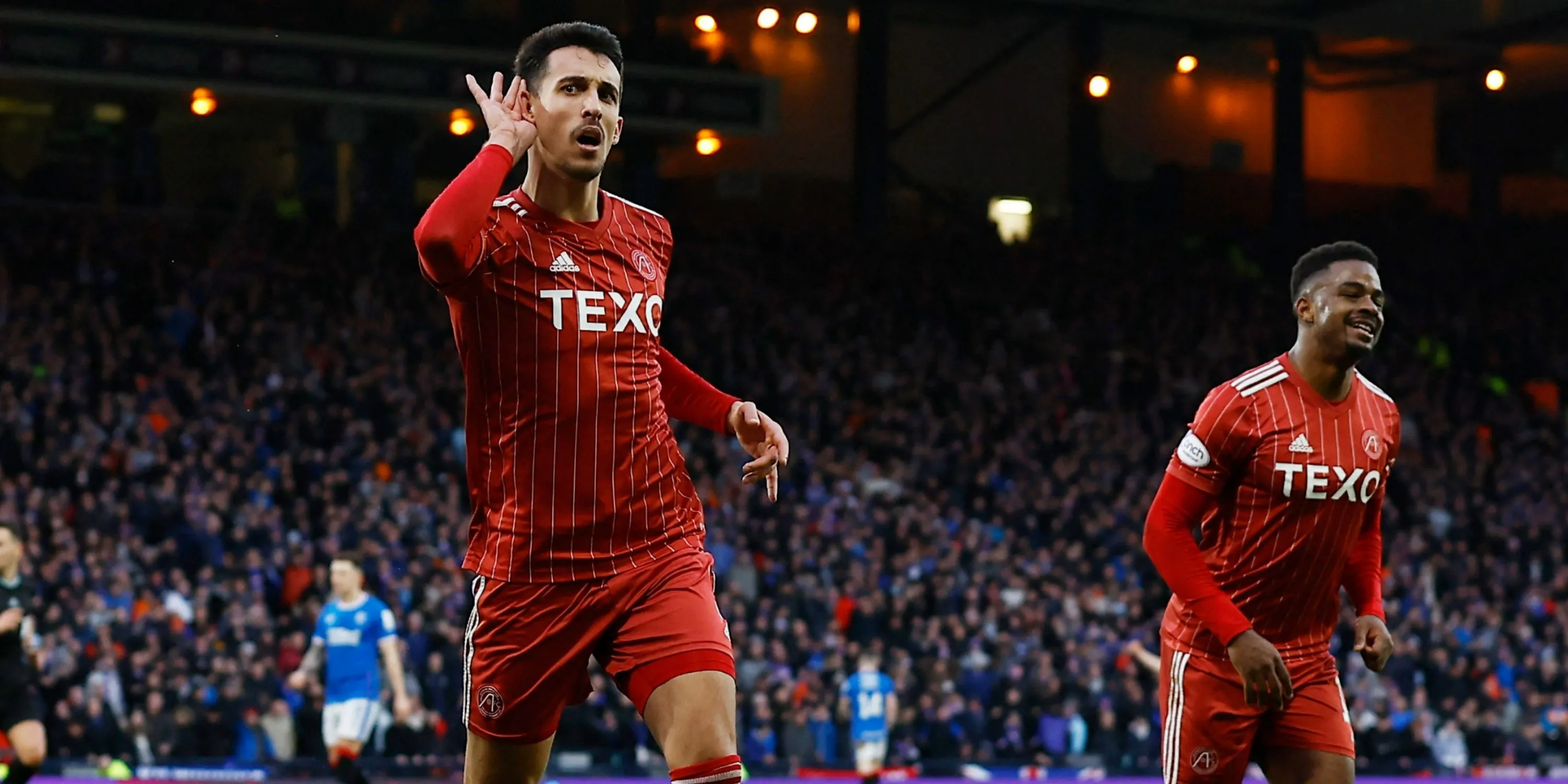 Bojan Miovski thi đấu cho Aberdeen tại giải VĐQG Scotland