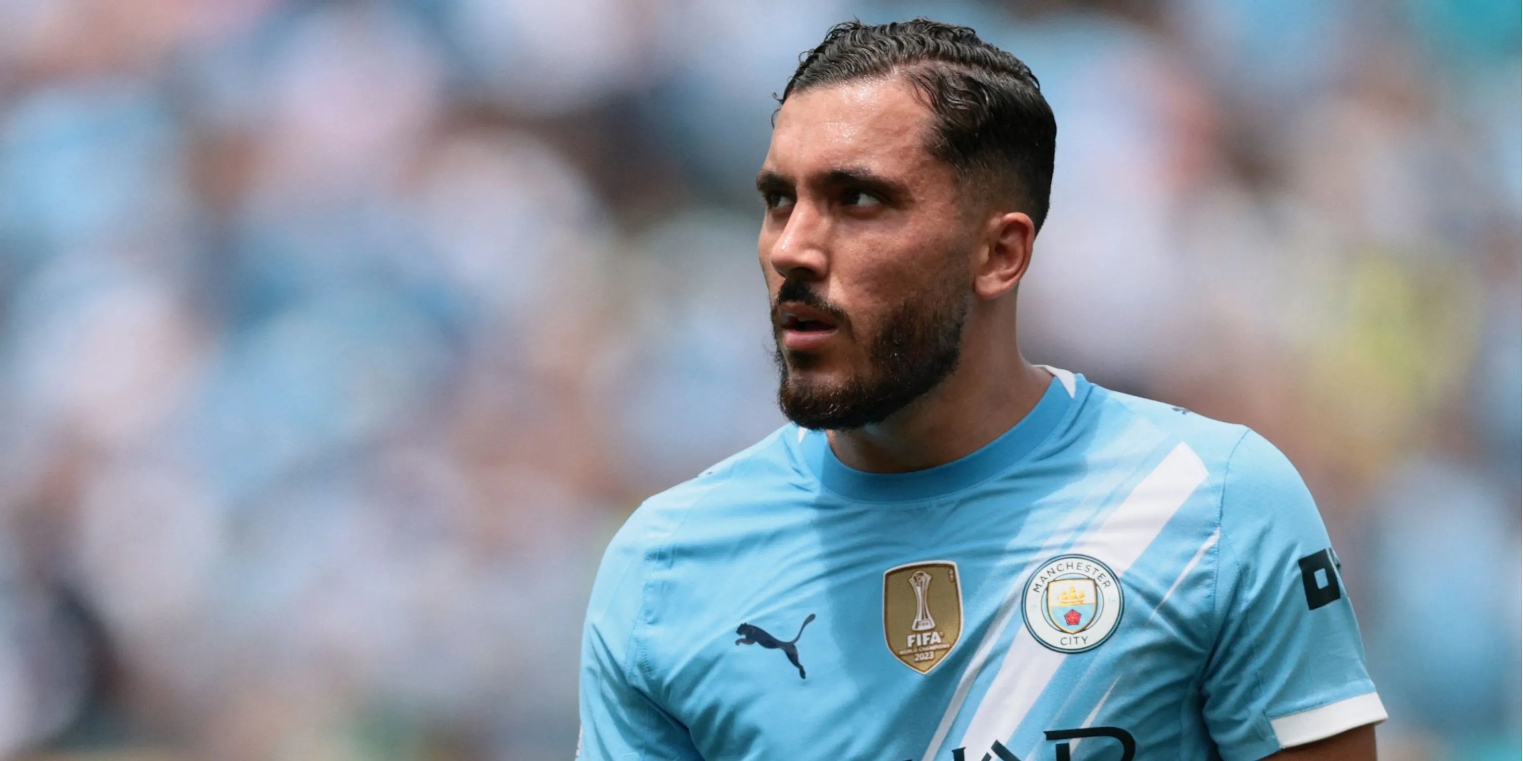 Cầu thủ Rayan Cherki trong màu áo đội tuyển Pháp U21, minh họa cho việc Man City trẻ hóa đội hình