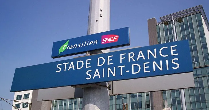 Ga tàu điện Stade de France - Saint-Denis, điểm trung chuyển chính đến sân vận động