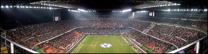 Góc nhìn toàn cảnh sân vận động San Siro từ trên cao