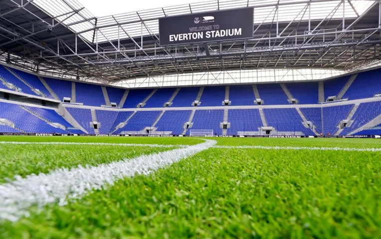 Góc nhìn từ khán đài bên trong sân vận động Hill Dickinson của Everton