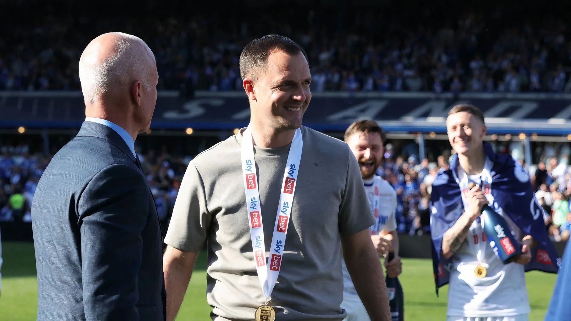 HLV Chris Davies của Birmingham City - người được kỳ vọng sẽ 'hồi sinh' Kyogo Furuhashi