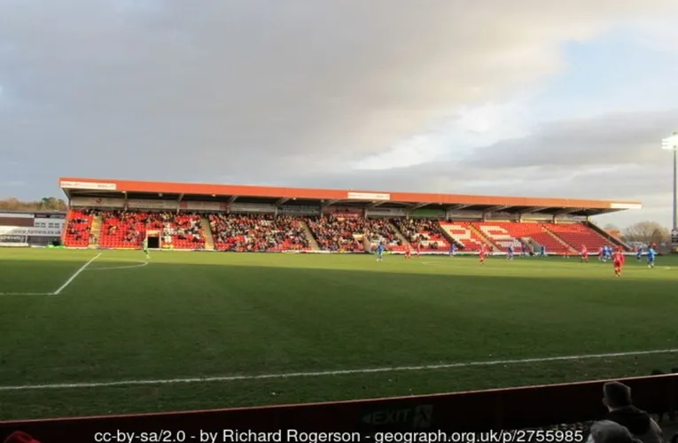 Khán đài East Stand tại sân vận động Aggborough của Kidderminster Harriers