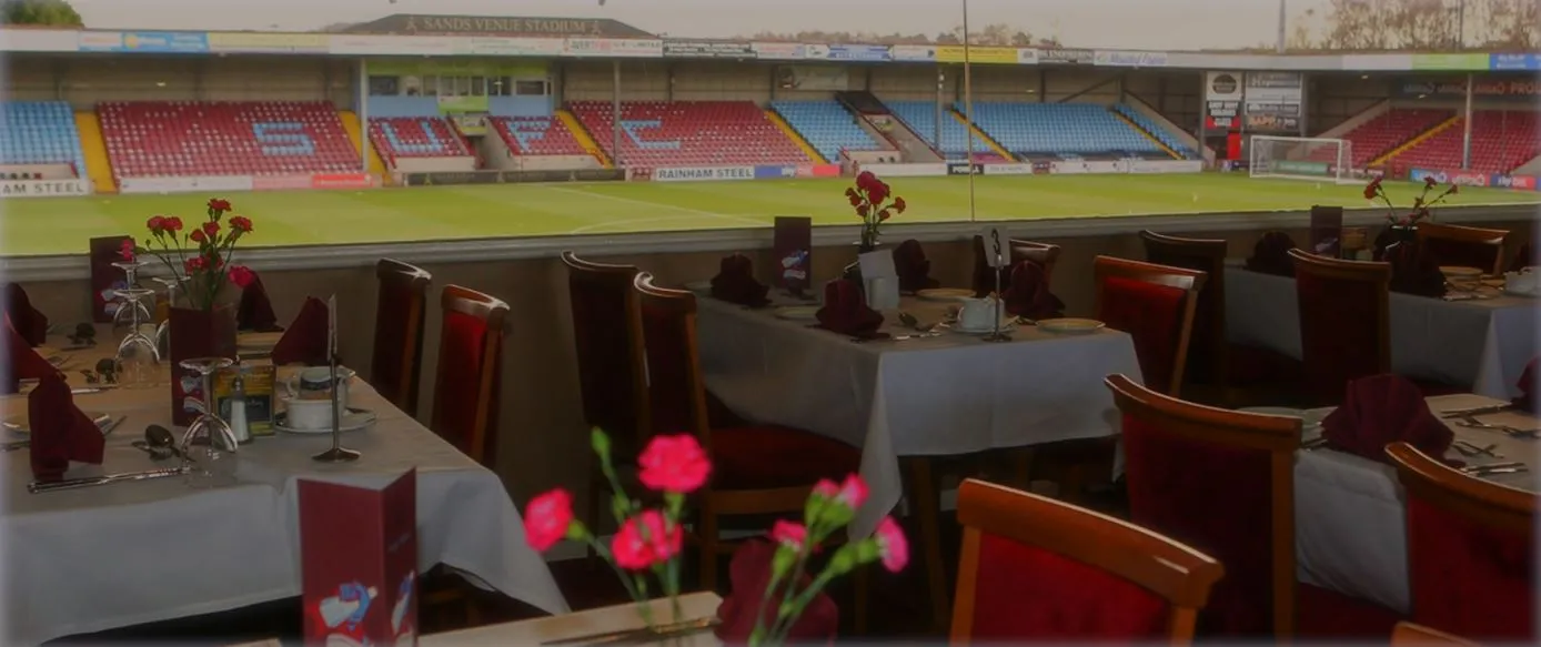 Không gian phòng khách VIP tại Glanford Park phục vụ dịch vụ Hospitality
