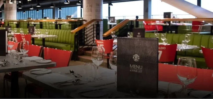 Không gian trải nghiệm dịch vụ hiếu khách (hospitality) tại sân Old Trafford