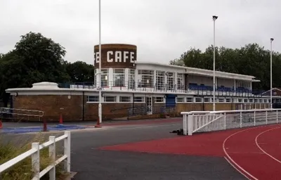 Khu Pavilion chính tại Sân Vận Động Queen Elizabeth II, Enfield