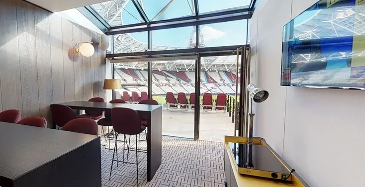 Khu vực dịch vụ khách sạn cao cấp tại London Stadium, mang đến trải nghiệm VIP cho người hâm mộ