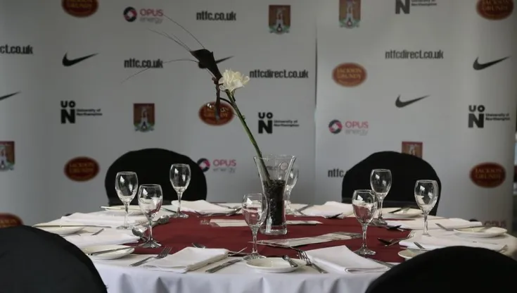 Khu vực hospitality tại Sixfields Stadium