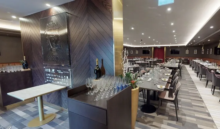 Phòng chờ 1862 Lounge, một trong những khu vực hospitality cao cấp tại Anfield