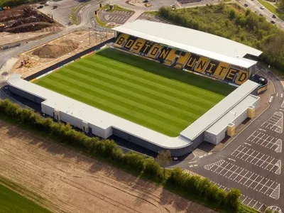 Sân vận động Boston Community nhìn từ trên cao, sân nhà mới của CLB Boston United.