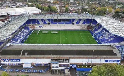 Sân vận động St. Andrew's nhìn từ bên ngoài, quê hương của Birmingham City FC