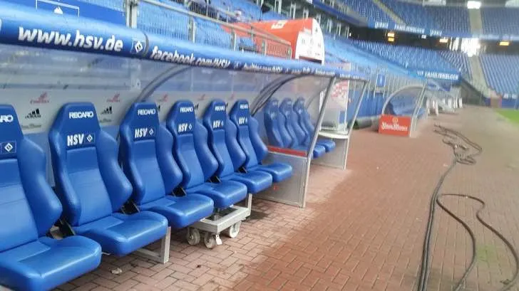Sơ đồ tổng quan khu vực chỗ ngồi huấn luyện viên tại Volksparkstadion
