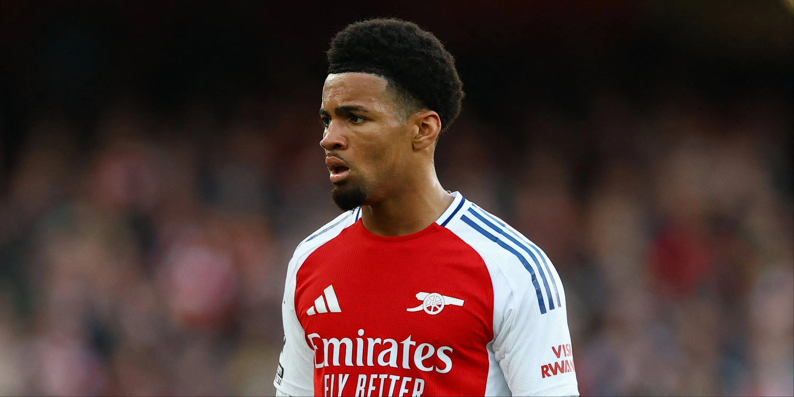 Tiền vệ trẻ Ethan Nwaneri trong màu áo câu lạc bộ Arsenal