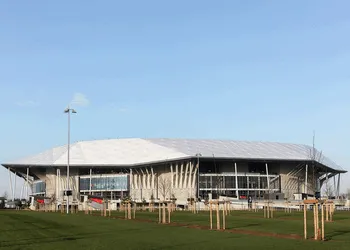 Toàn cảnh Groupama Stadium với kiến trúc hiện đại