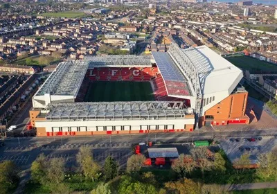 Toàn cảnh sân vận động Anfield nhìn từ trên cao, biểu tượng của Liverpool FC