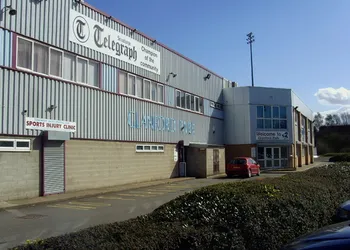 Toàn cảnh sân vận động Glanford Park của Scunthorpe United từ trên cao