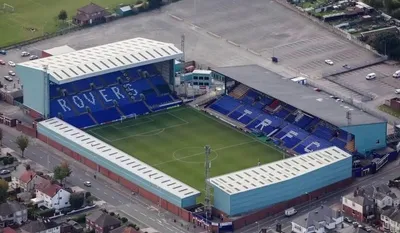Toàn cảnh sân vận động Prenton Park nhìn từ trên cao