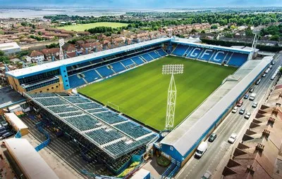 Toàn cảnh sân vận động Priestfield nhìn từ trên cao