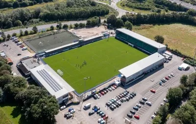Toàn cảnh sân vận động Silverlake, sân nhà của Eastleigh FC