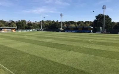 Tổng quan sân Cantilever Park, sân nhà của Warrington Town FC
