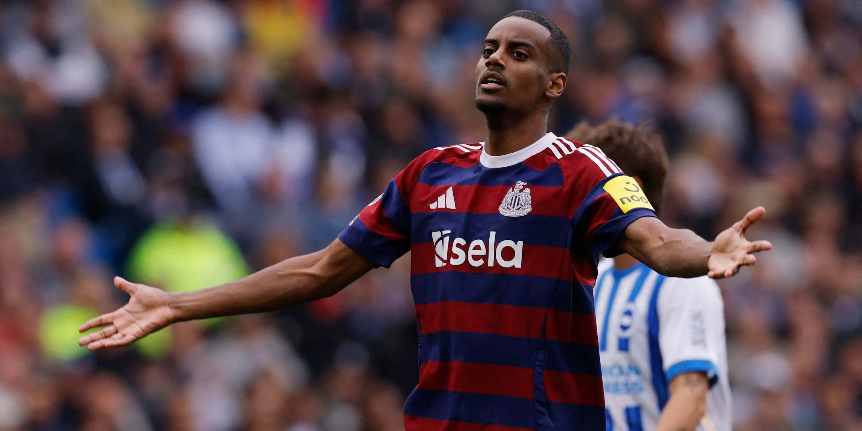 Alexander Isak ăn mừng bàn thắng cho Newcastle