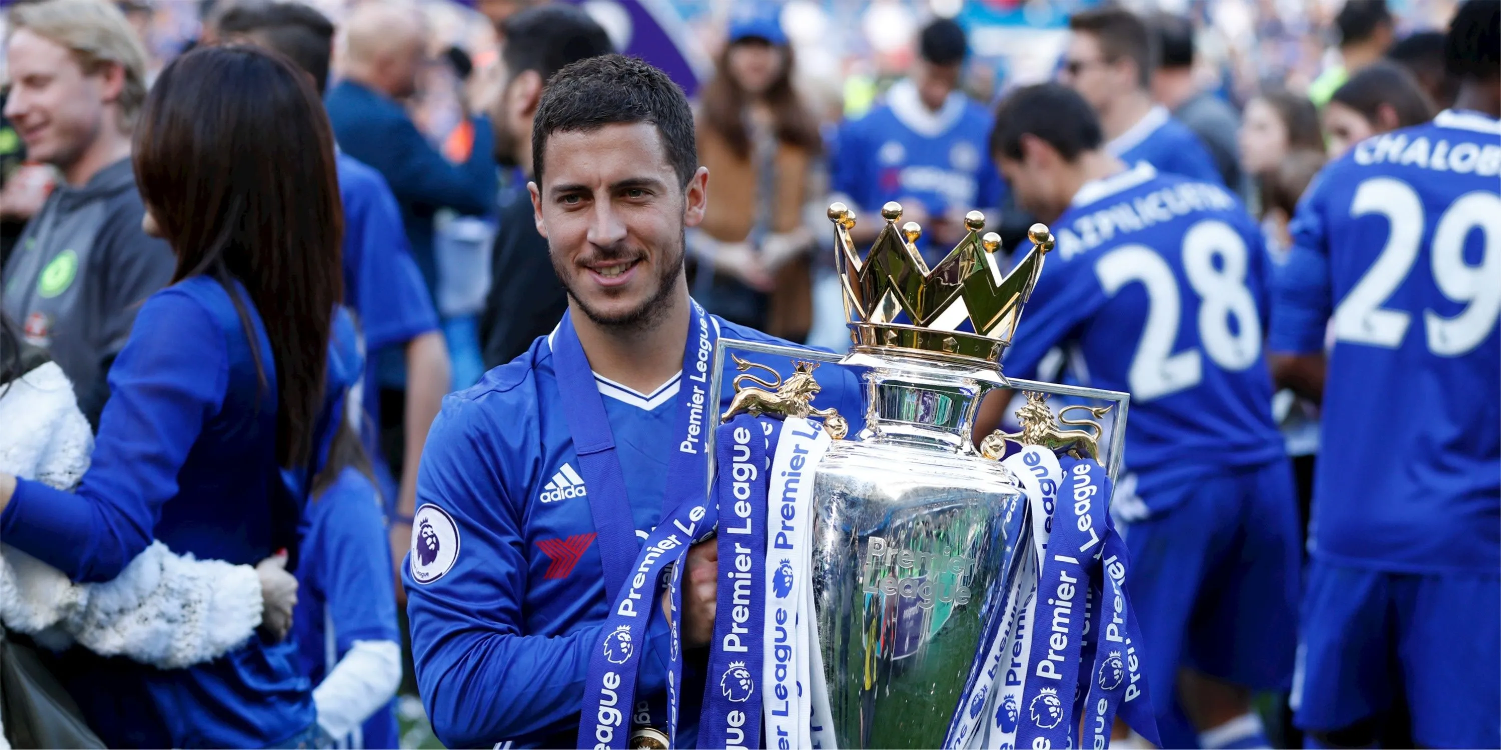 Cầu thủ Eden Hazard trong màu áo Chelsea, biểu tượng của sự bùng nổ dưới thời Jose Mourinho.