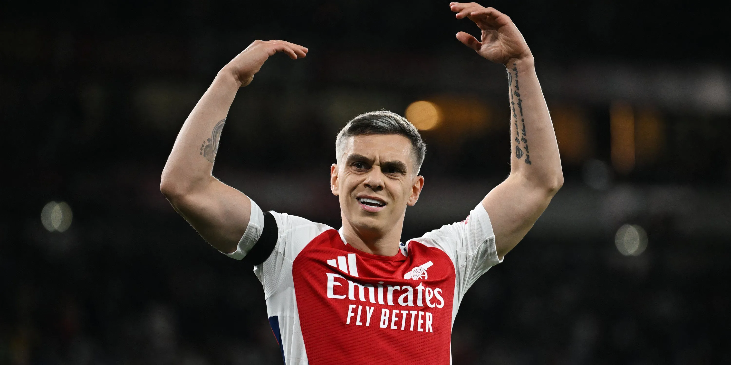 Cầu thủ Leandro Trossard trong màu áo Arsenal, một mục tiêu chuyển nhượng của Aston Villa