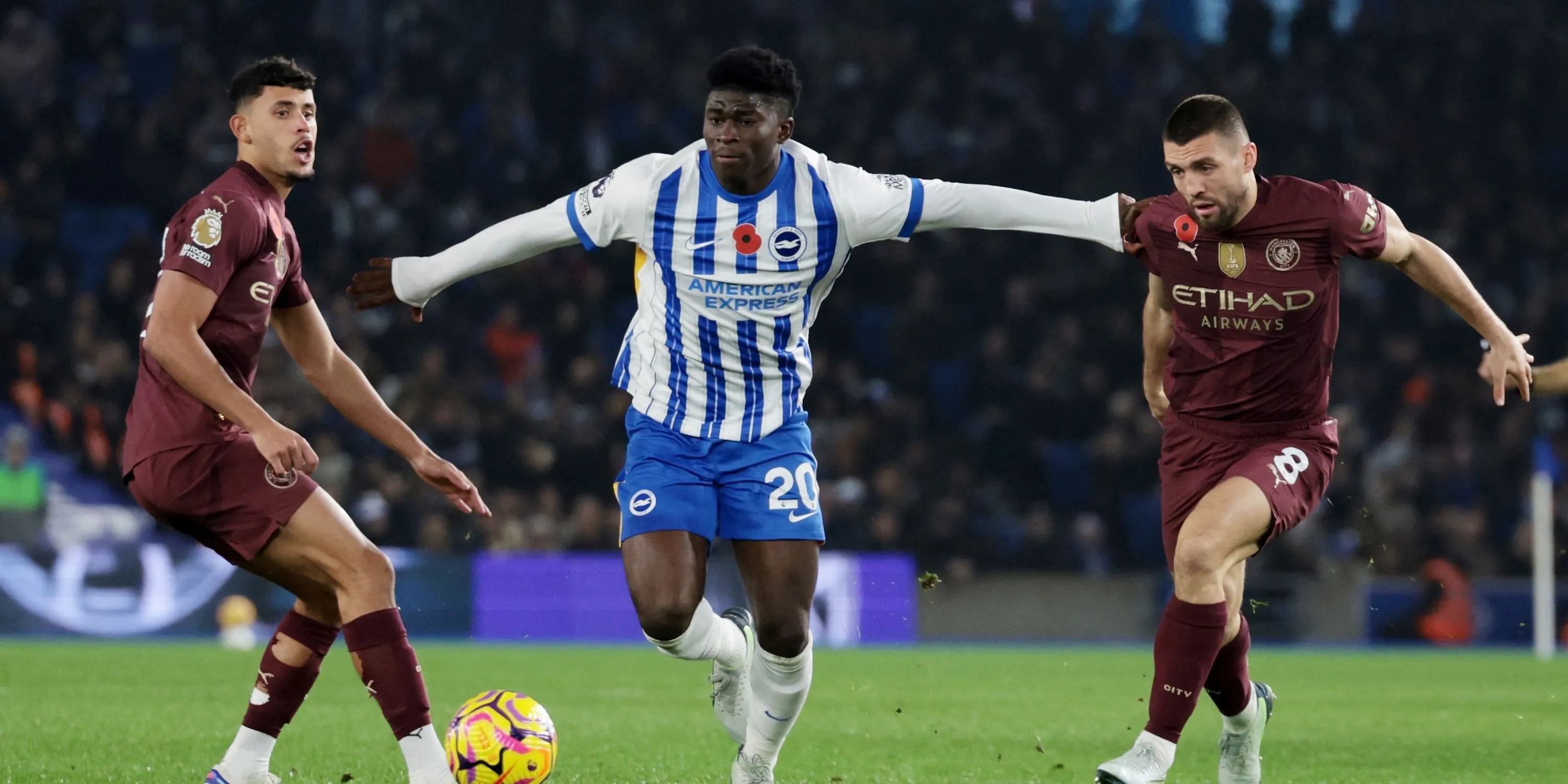 Carlos Baleba của Brighton thi đấu nổi bật, mục tiêu chuyển nhượng tiềm năng của Manchester United.