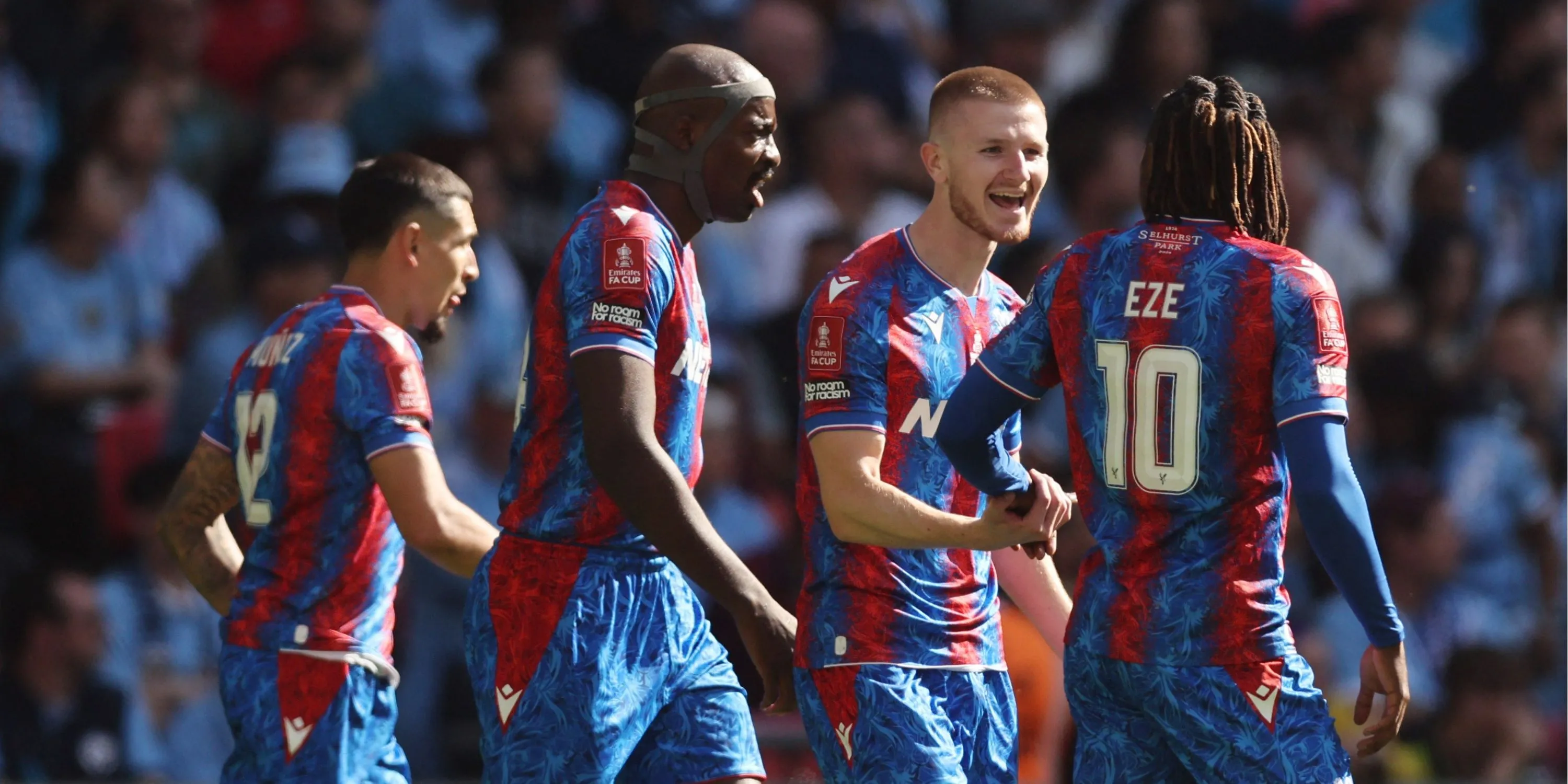 Jean-Philippe Mateta trong màu áo Crystal Palace, mục tiêu chuyển nhượng của Aston Villa