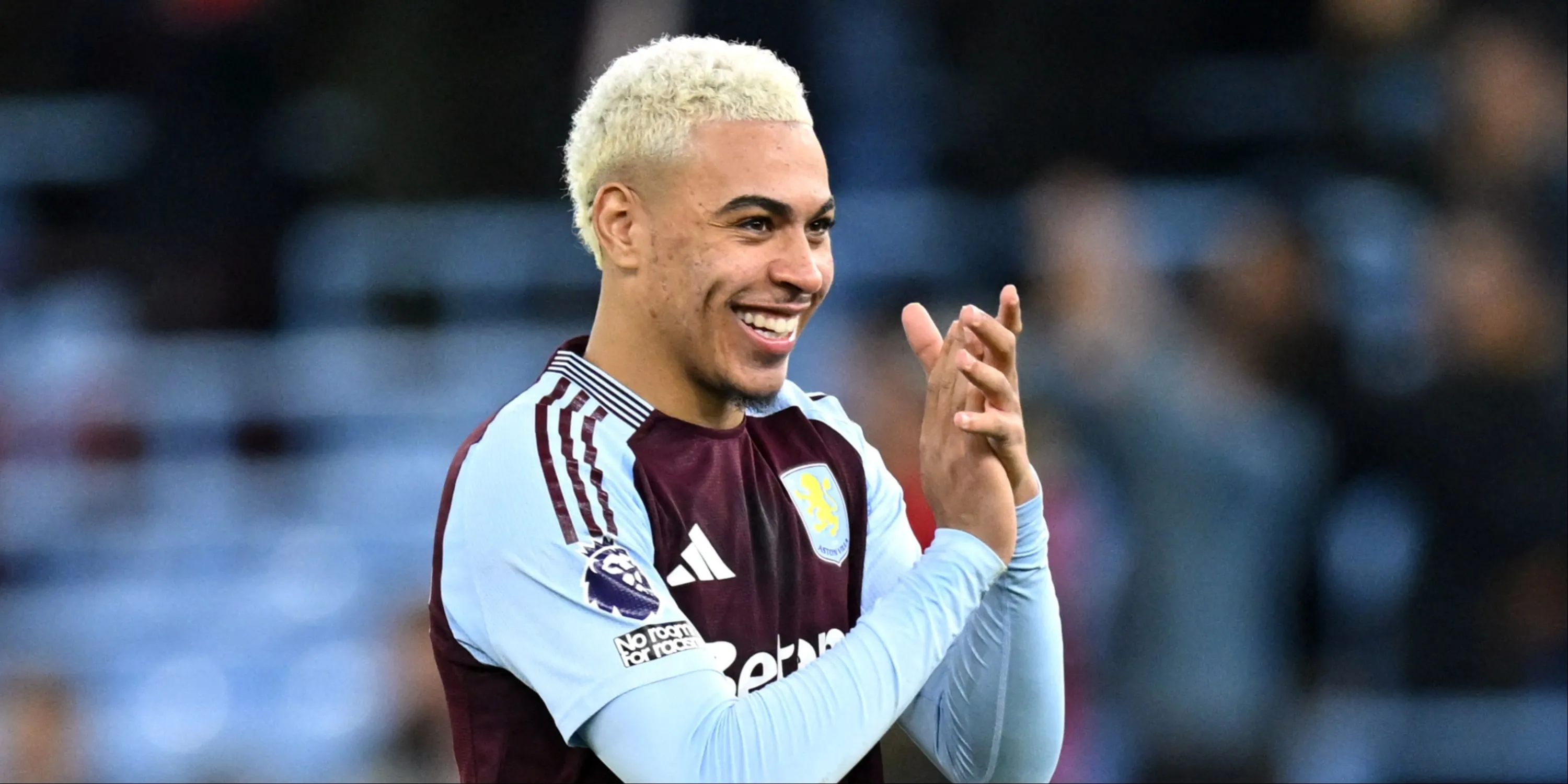 Morgan Rogers thi đấu cho Aston Villa, màn trình diễn ấn tượng