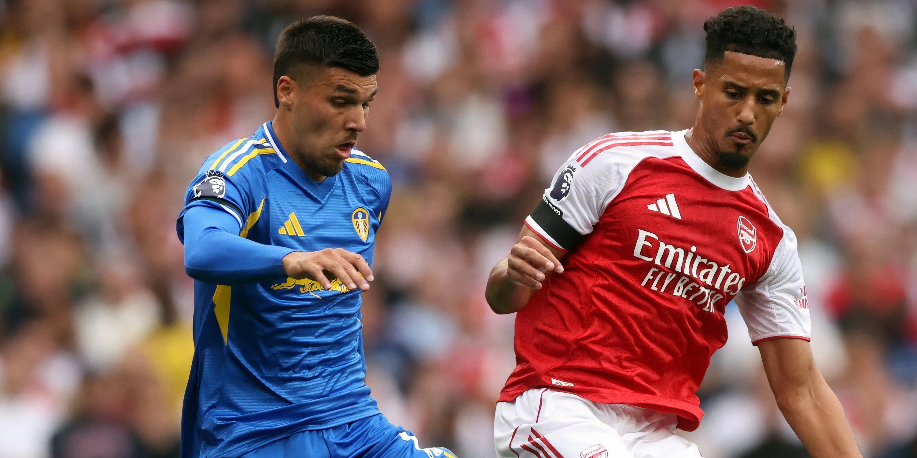 Tiền đạo Joel Piroe của Leeds United đang thi đấu tại Premier League, người không đáp ứng kỳ vọng ở vai trò &quot;số 10&quot;.