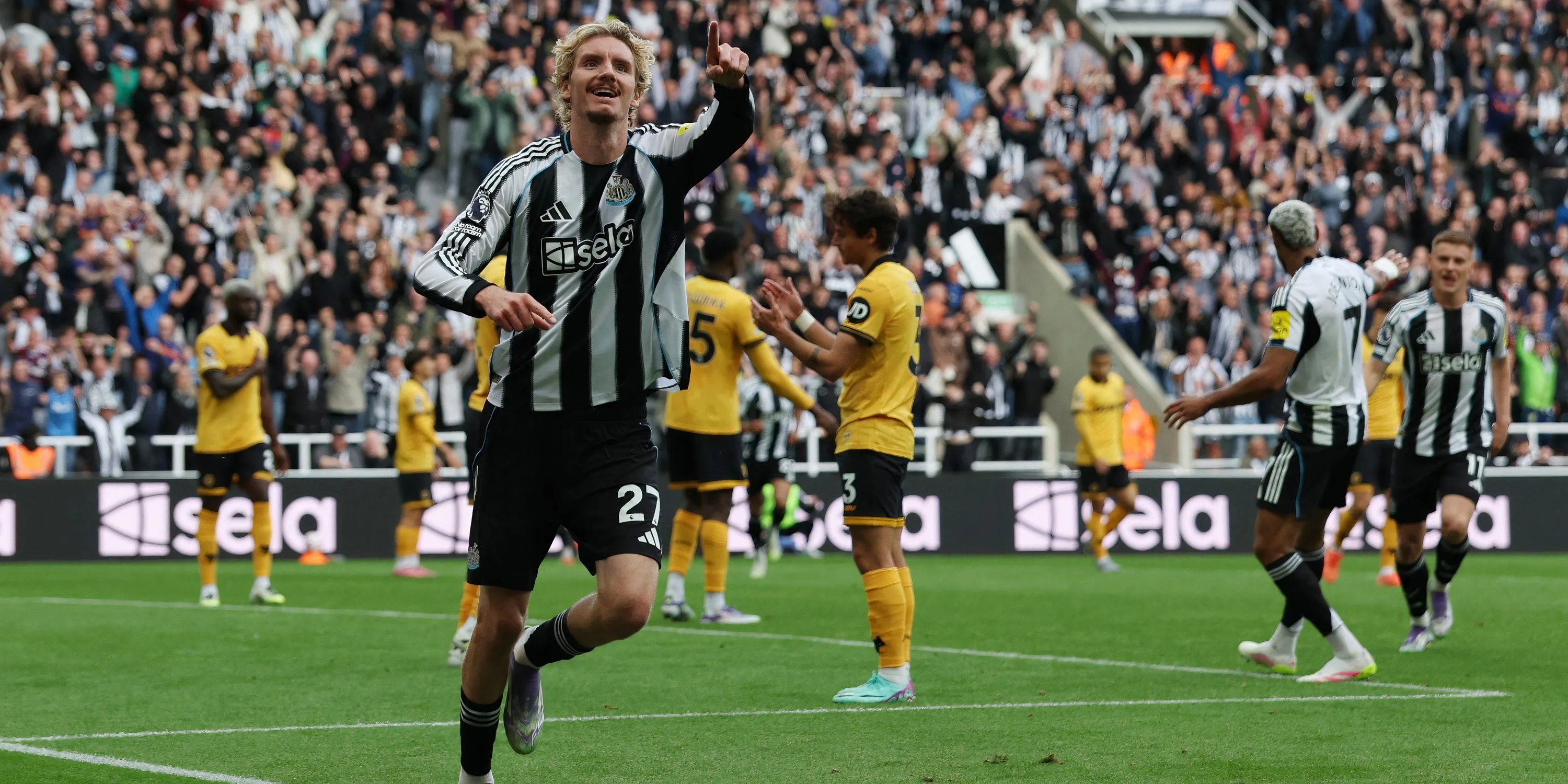 Tiền đạo Nick Woltemade của Newcastle United trong một trận đấu Premier League