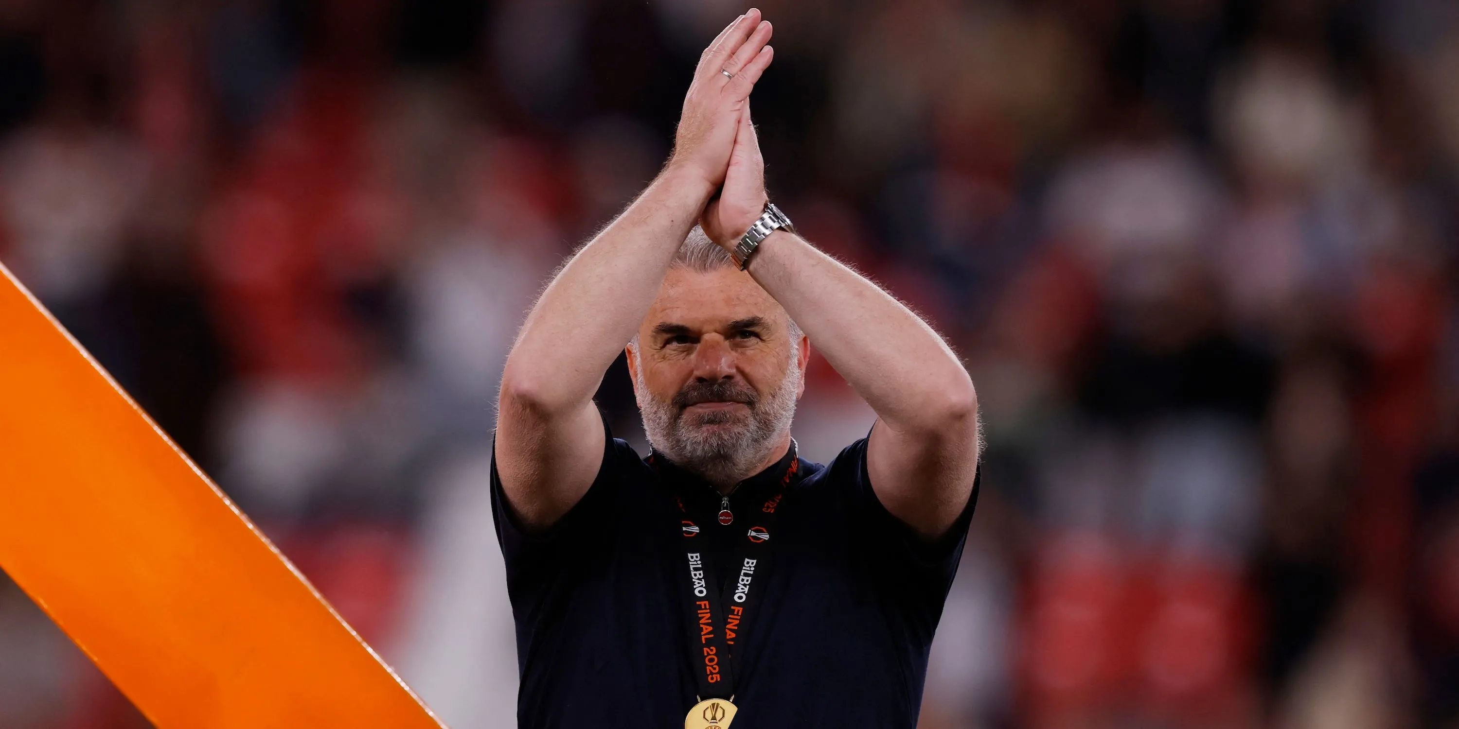 Ange Postecoglou ăn mừng cùng Tottenham sau chức vô địch Europa League, hình ảnh minh họa về thành tích trước khi tới Nottingham Forest