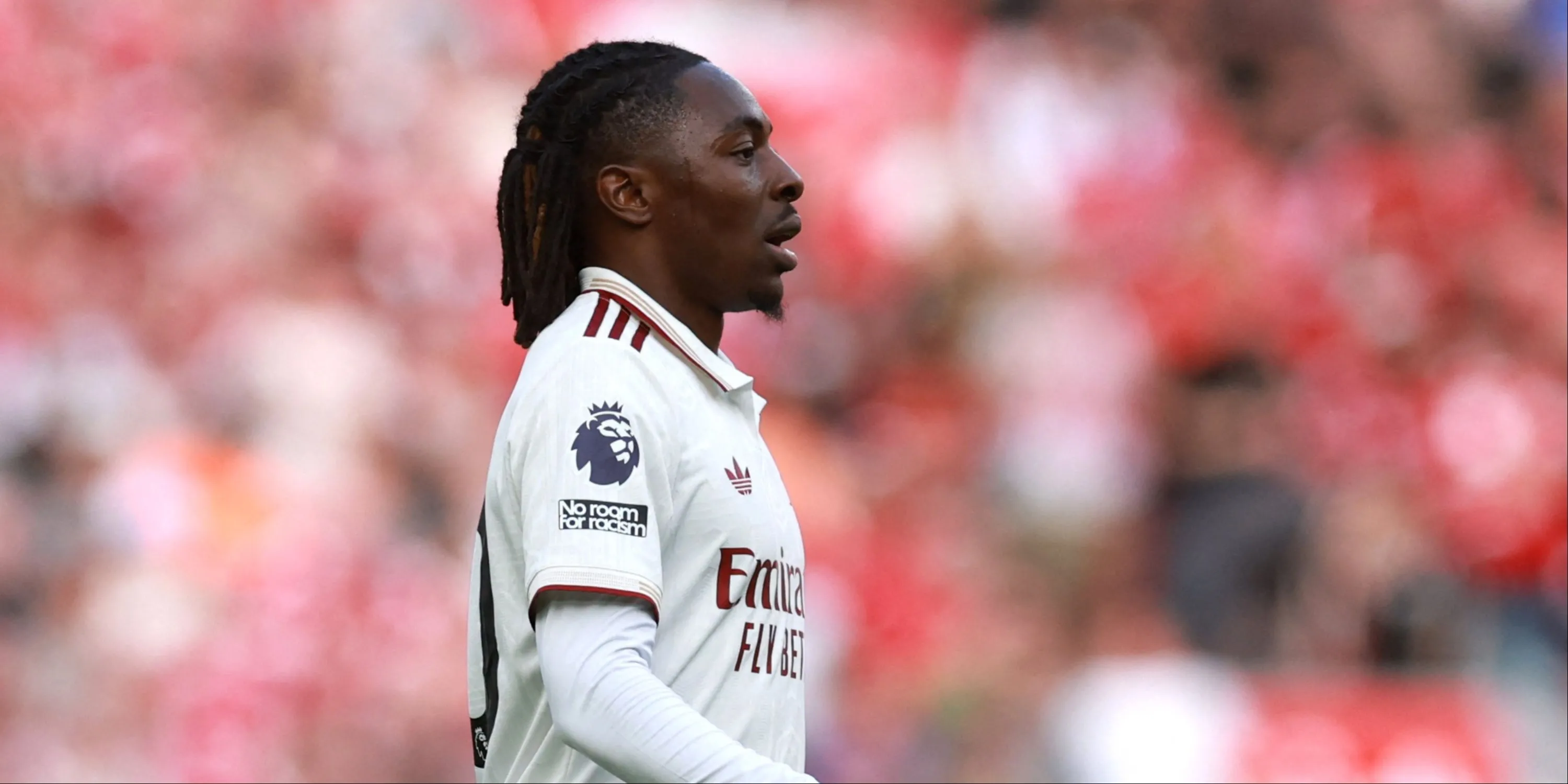 Eberechi Eze trong màu áo Arsenal, khả năng rê dắt và chuyền bóng tạo cơ hội